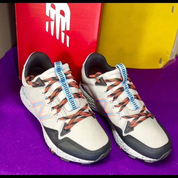 new balance women's fresh foam crag trail v1 sneaker